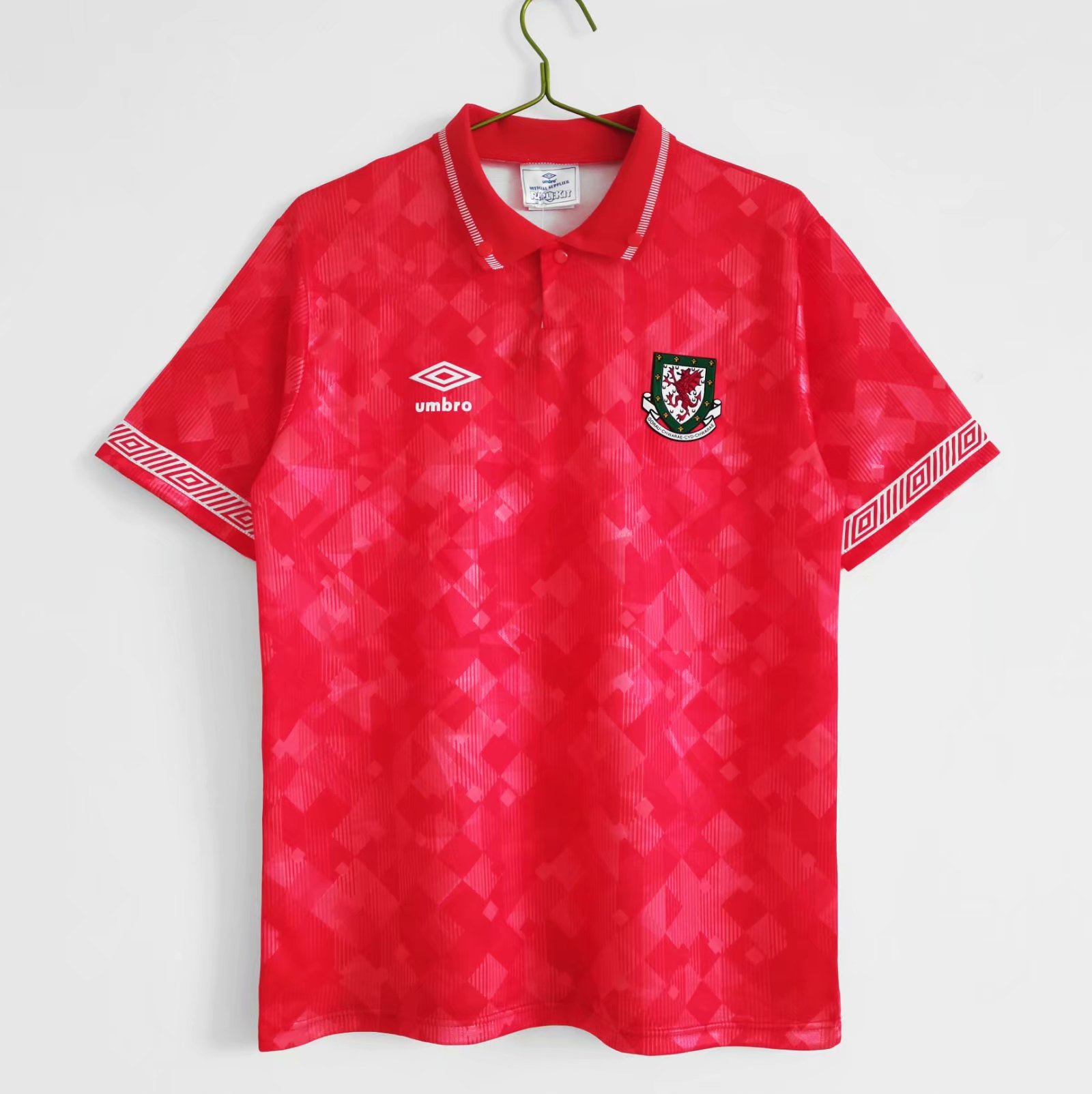 90-92 Retro Version Wales Home Red Thailand Soccer Jersey AAA-710/2011