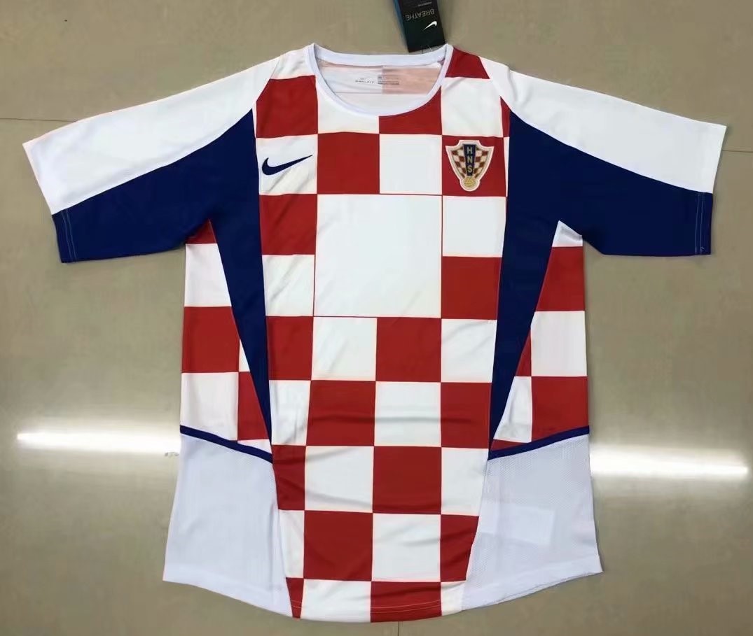 02 Retro Version Croatia Home White & Red Thailand Soccer Jersey AAA-522