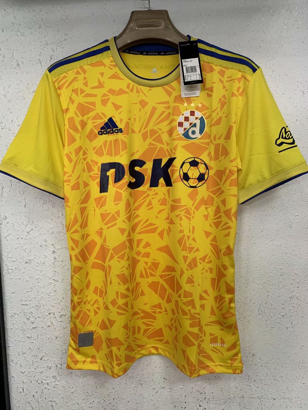 2021-22 Dinamo Zagreb Yellow Soccer Jersey AAA-709