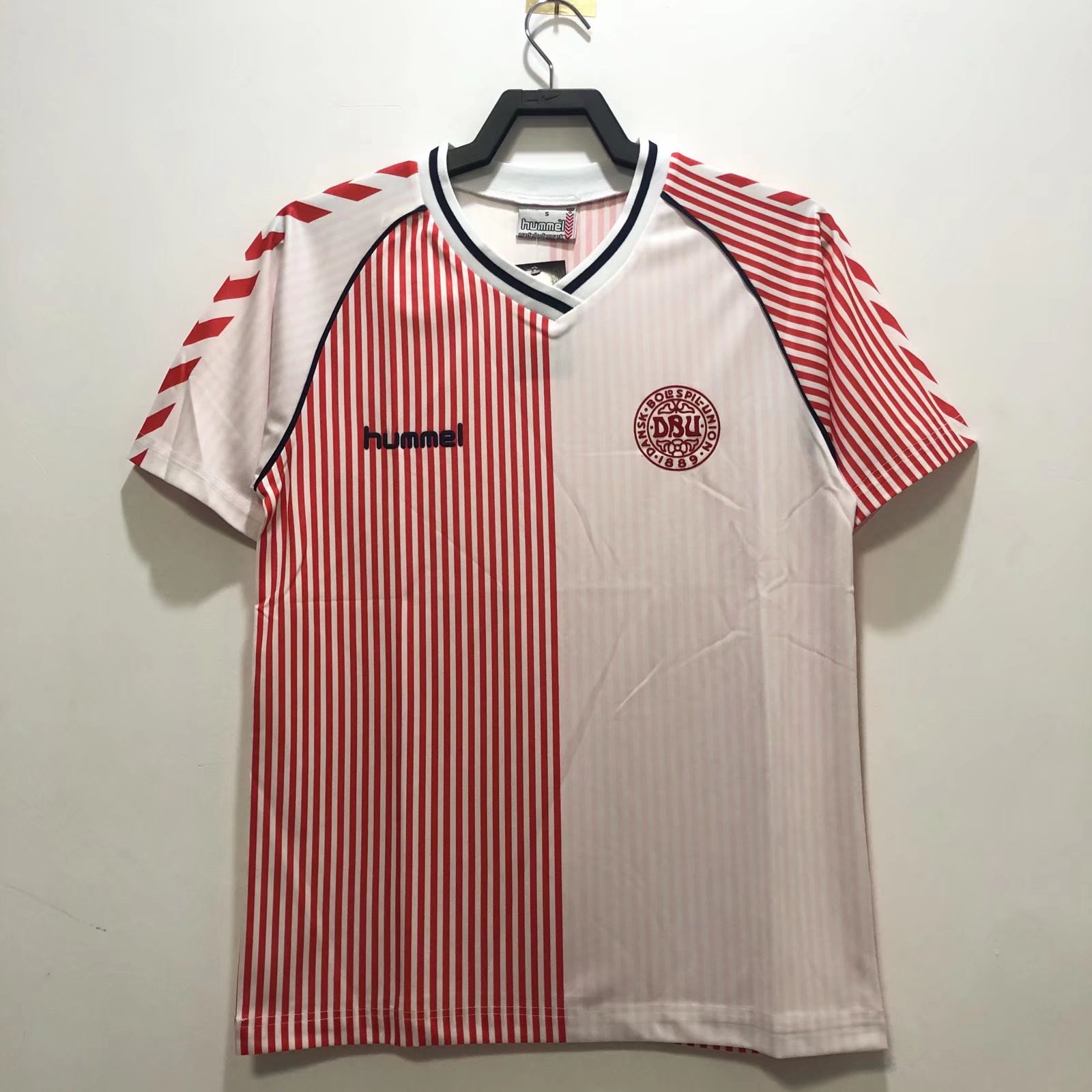 86 Retro Version Denmark Home Red Thailand Soccer Jersey AAA-311