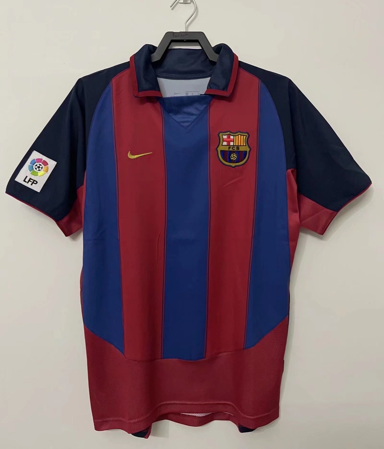 03-04 Retro Version Barcelona Home Red & Blue Thailand Soccer Jersey AAA-710/811