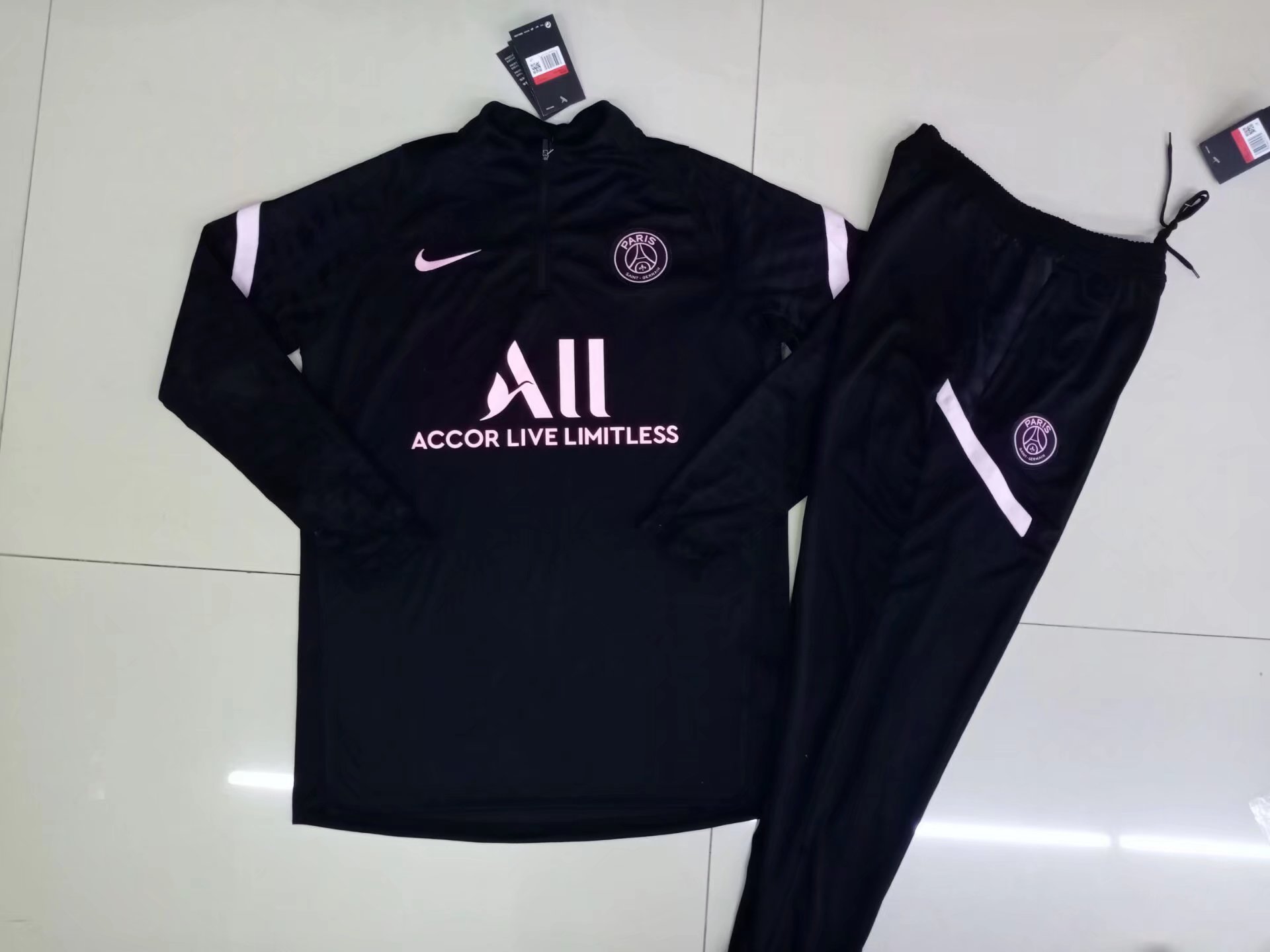 2021-2022 Paris SG Black With Light Pink edge Thailand Soccer Tracksuit Uniform-GDP