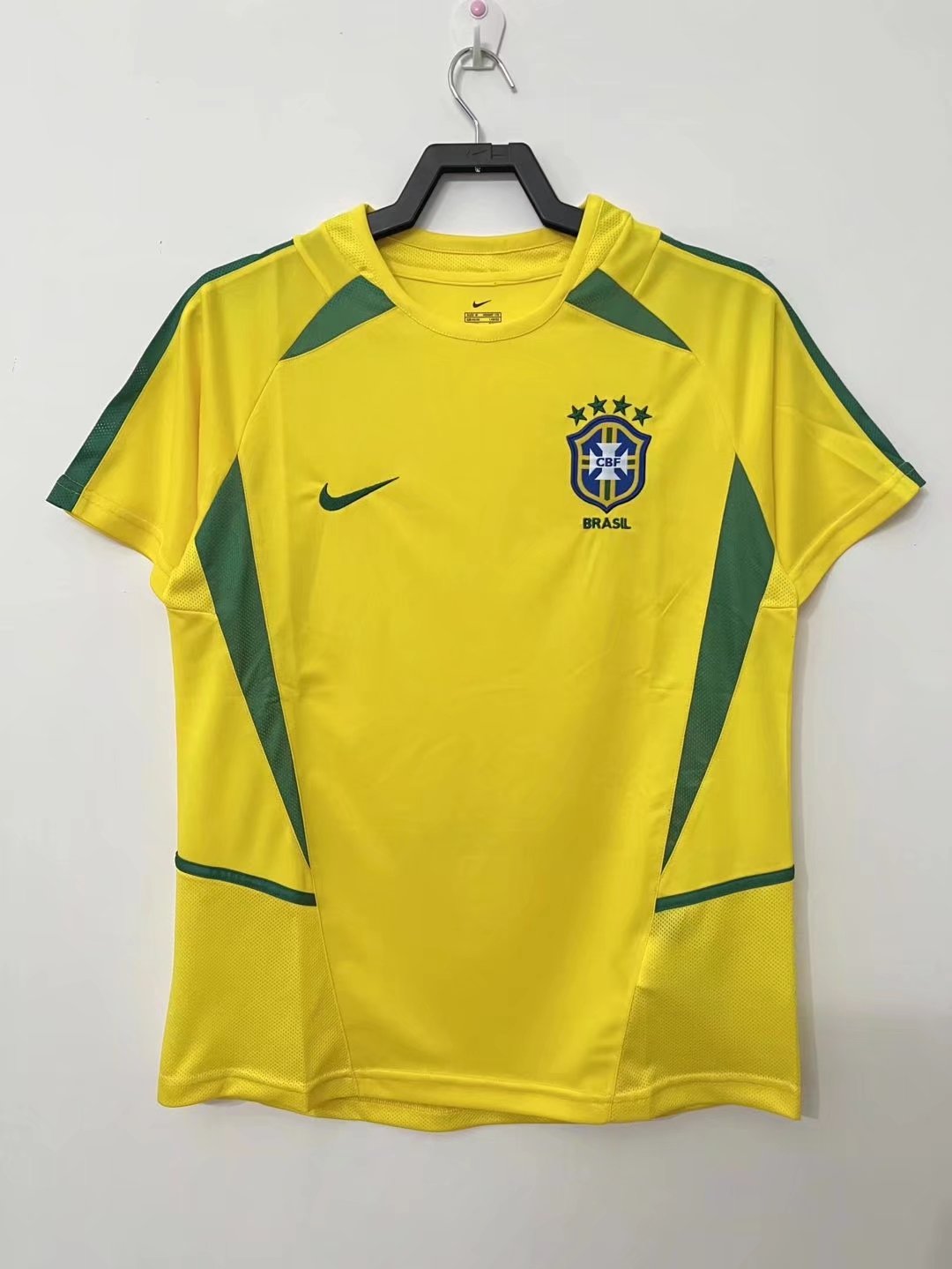 2002 Retro Version Brazil Yellow Thailand Soccer Jersey AAA-811/601/710