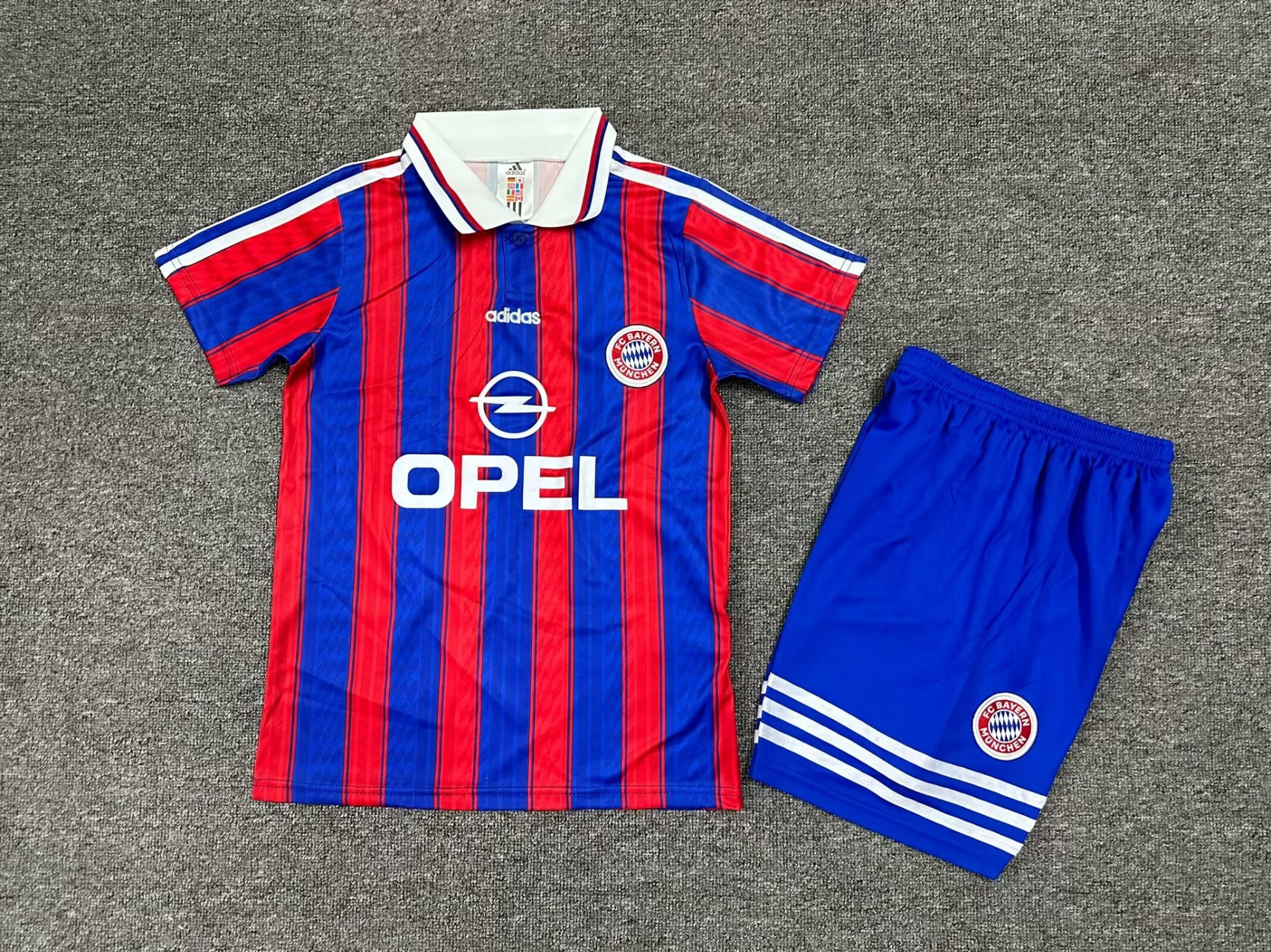 Kids 95-97 Retro Version Bayern München Home Red & Blue Kids/Youth Soccer Uniform-1040