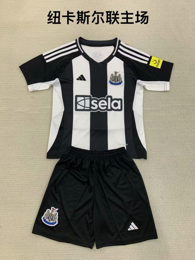 2024/25 Newcastle United Home White & Black Soccer Uniform-208