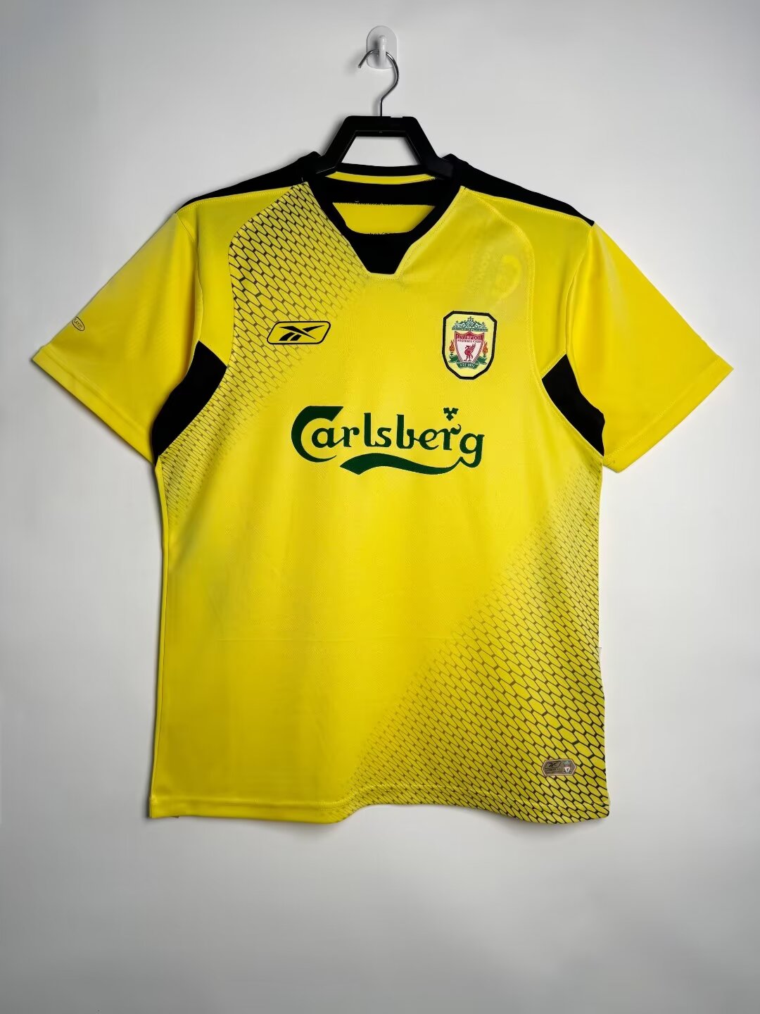 04/05 Retro Version Liverpool Away Yellow Thailand Soccer Jersey AAA-811