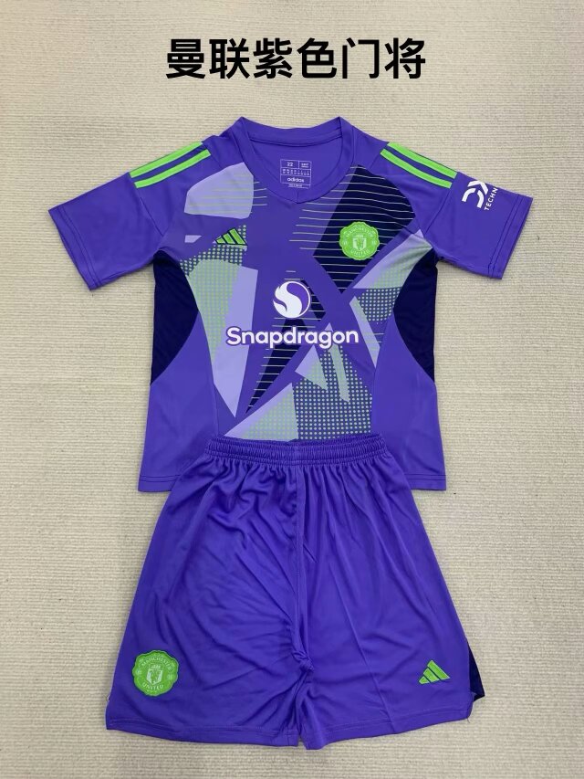 2024/25 Man United Goalkepeer Purple Soccer Uniform-208