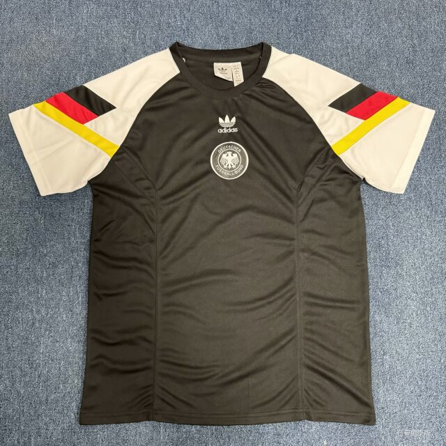 2024/25 Germany Black Training Thailand Soccer Jersey AAA-95/709/313