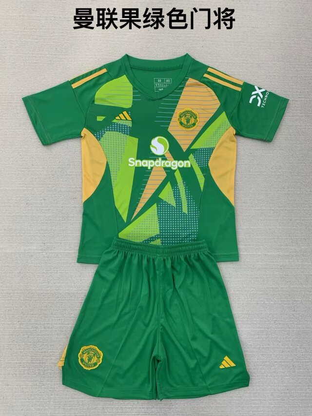 Kids 2024/25 Manchester United Goalkepeer Green Kids/Youth Soccer Uniform-208