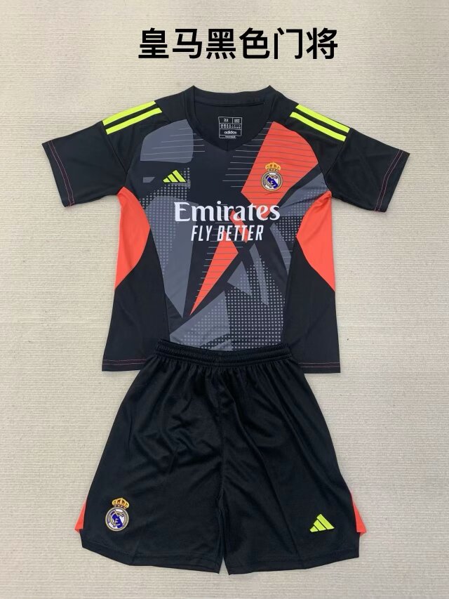 2024/25 Real Madrid Goalkepeer Black Soccer Uniform-208