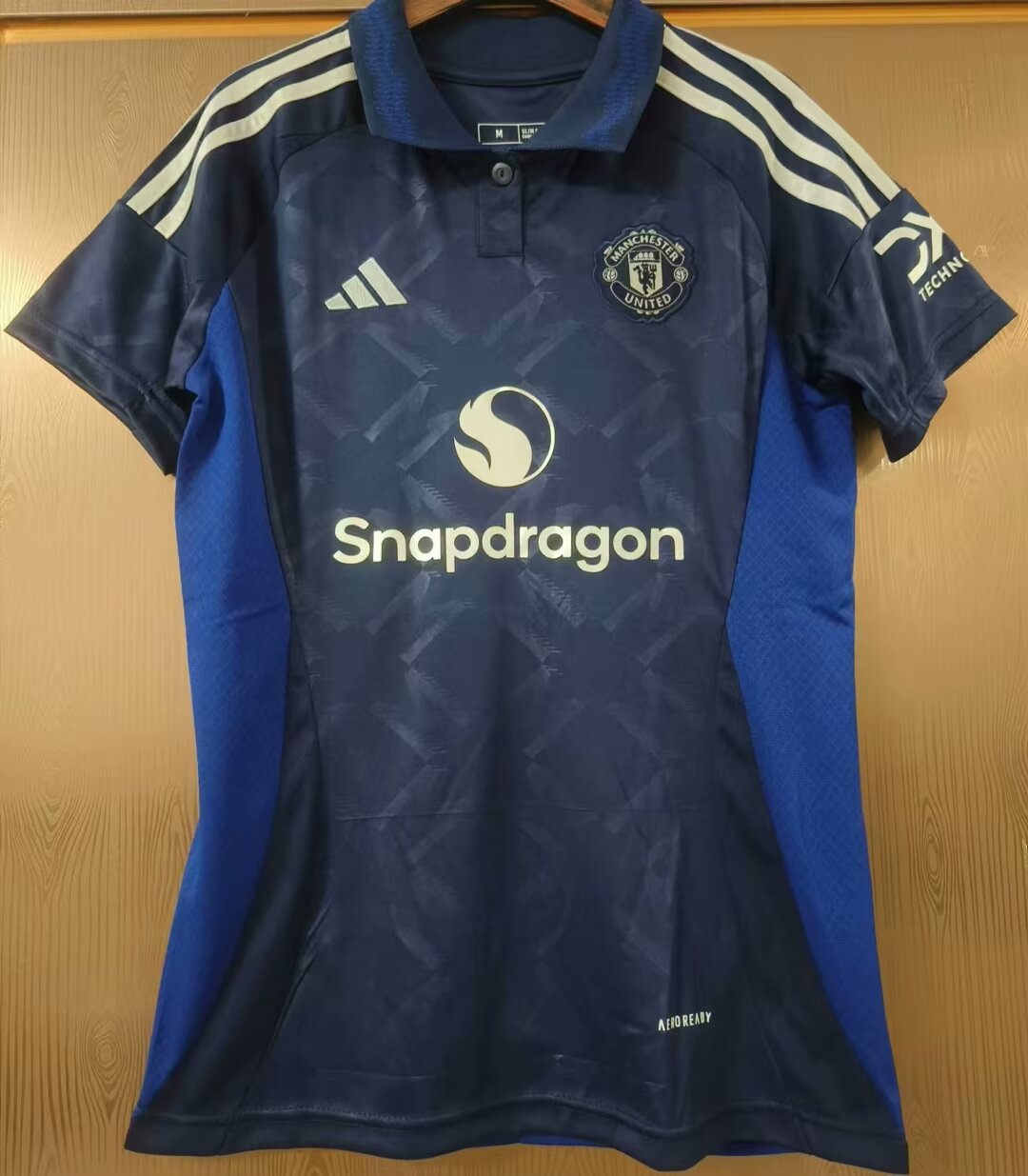 2024/25 Manchester United Away Royal Blue Female Soccer Jersey AAA-JJ