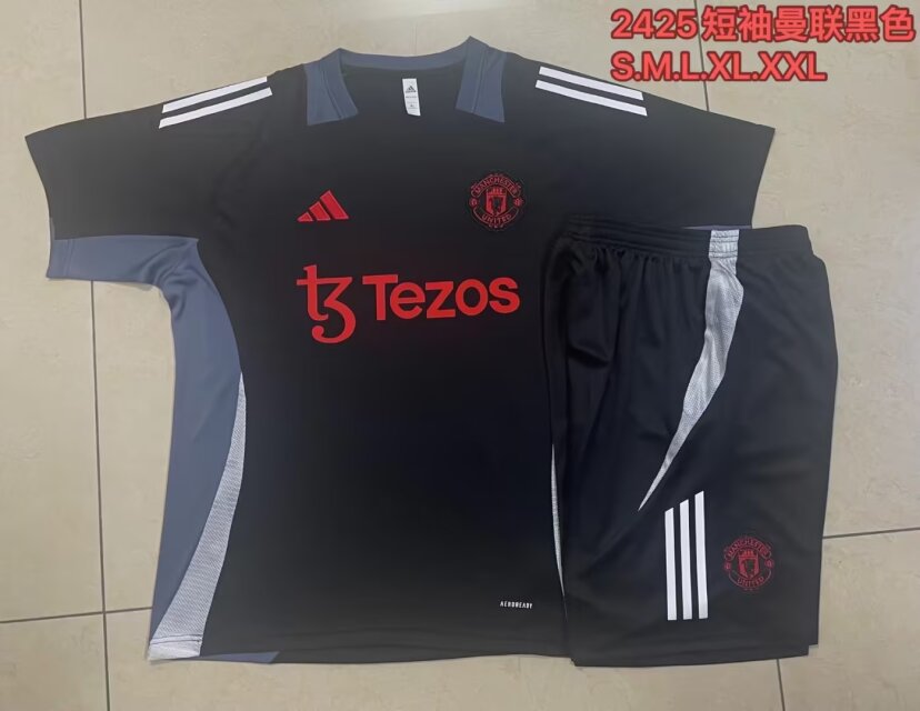 2024/25 Manchester United Black Shorts-Sleeve Thailand Tracksuit Uniform-815