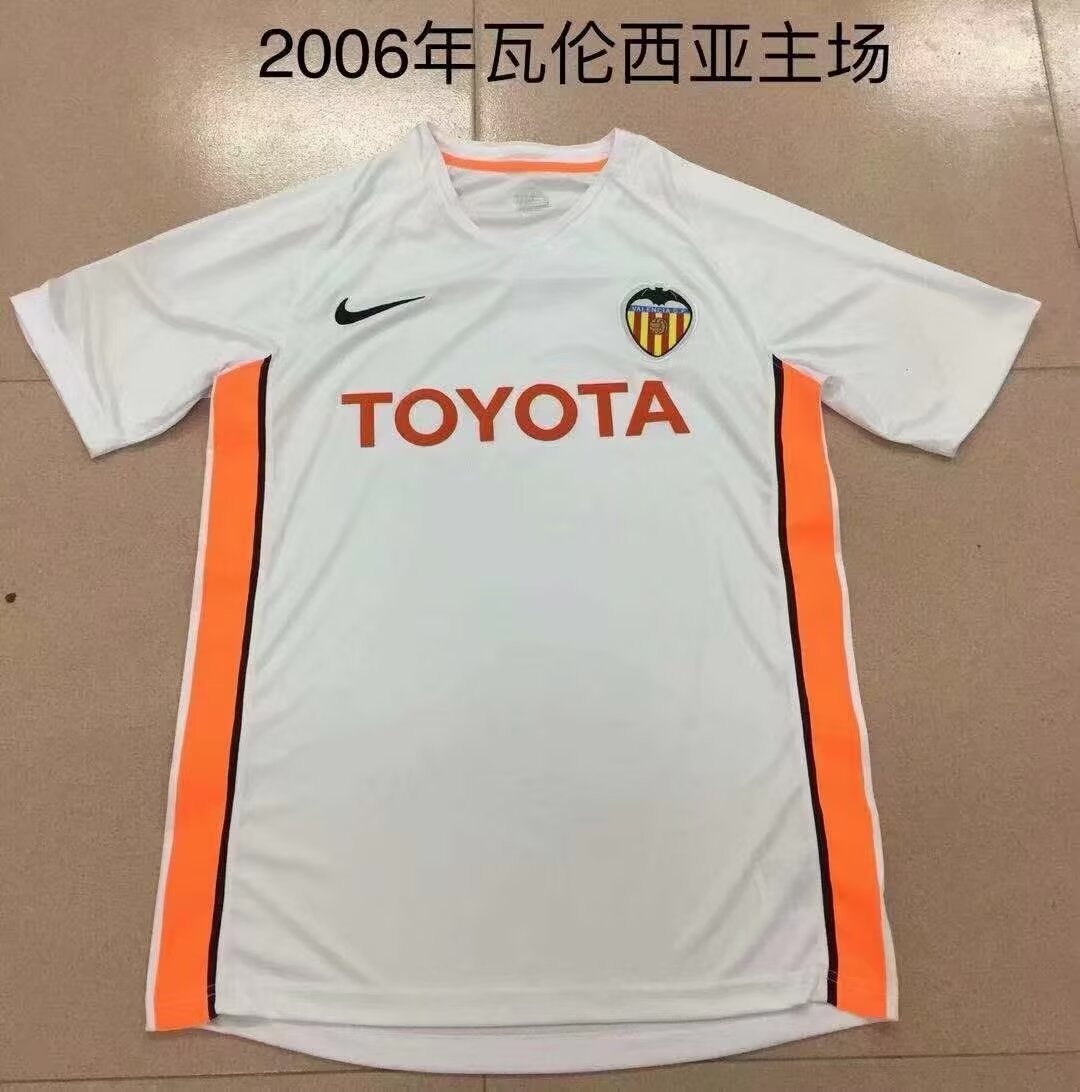 2006 Retro Version Valencia Home White Thailand Soccer Jersey AAA-709