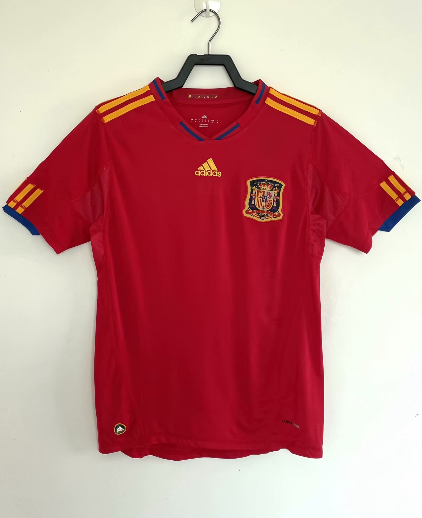 2010 Retro Spain Home Red Thailand Soccer Jersey AAA-522/503/811