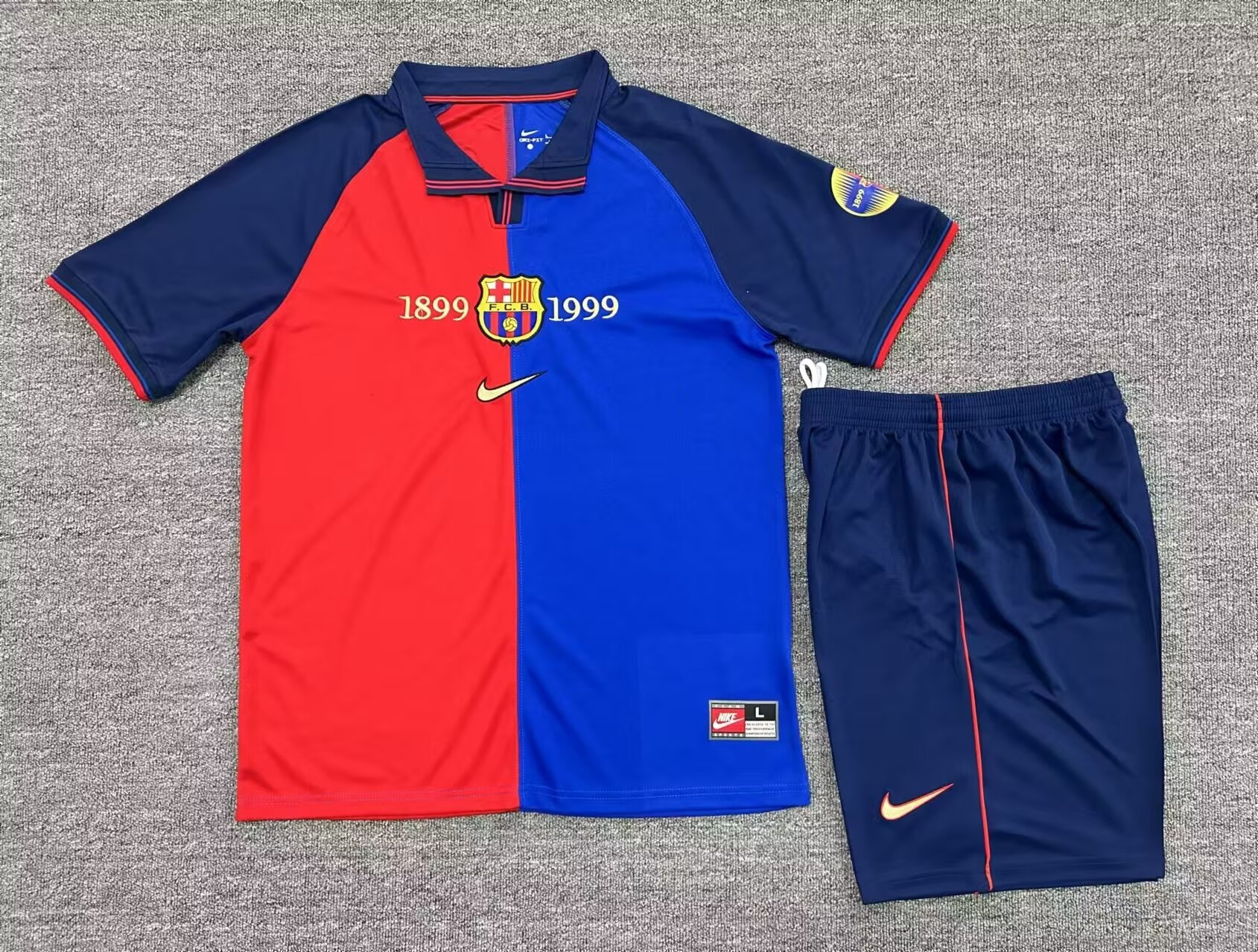 1899-1999 Retro Version Barcelona Blue & Red Soccer Uniform-315