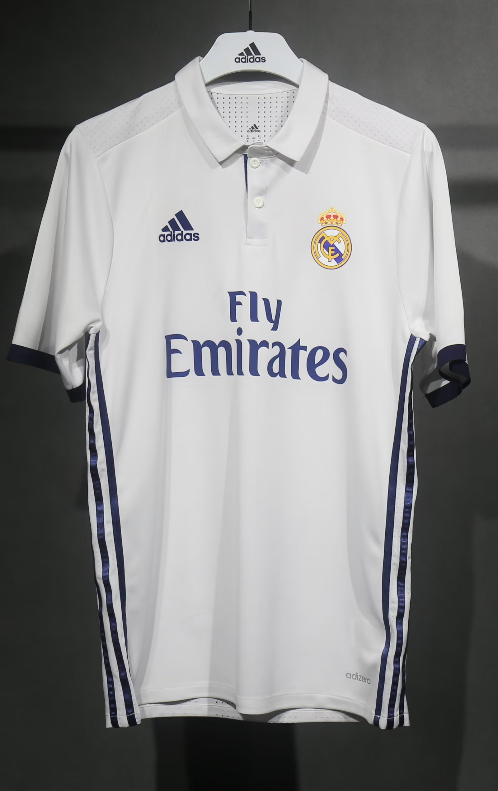 Player Retro Version 2016-17 Real Madri Home White Thailand Soccer Jersey AAA-703