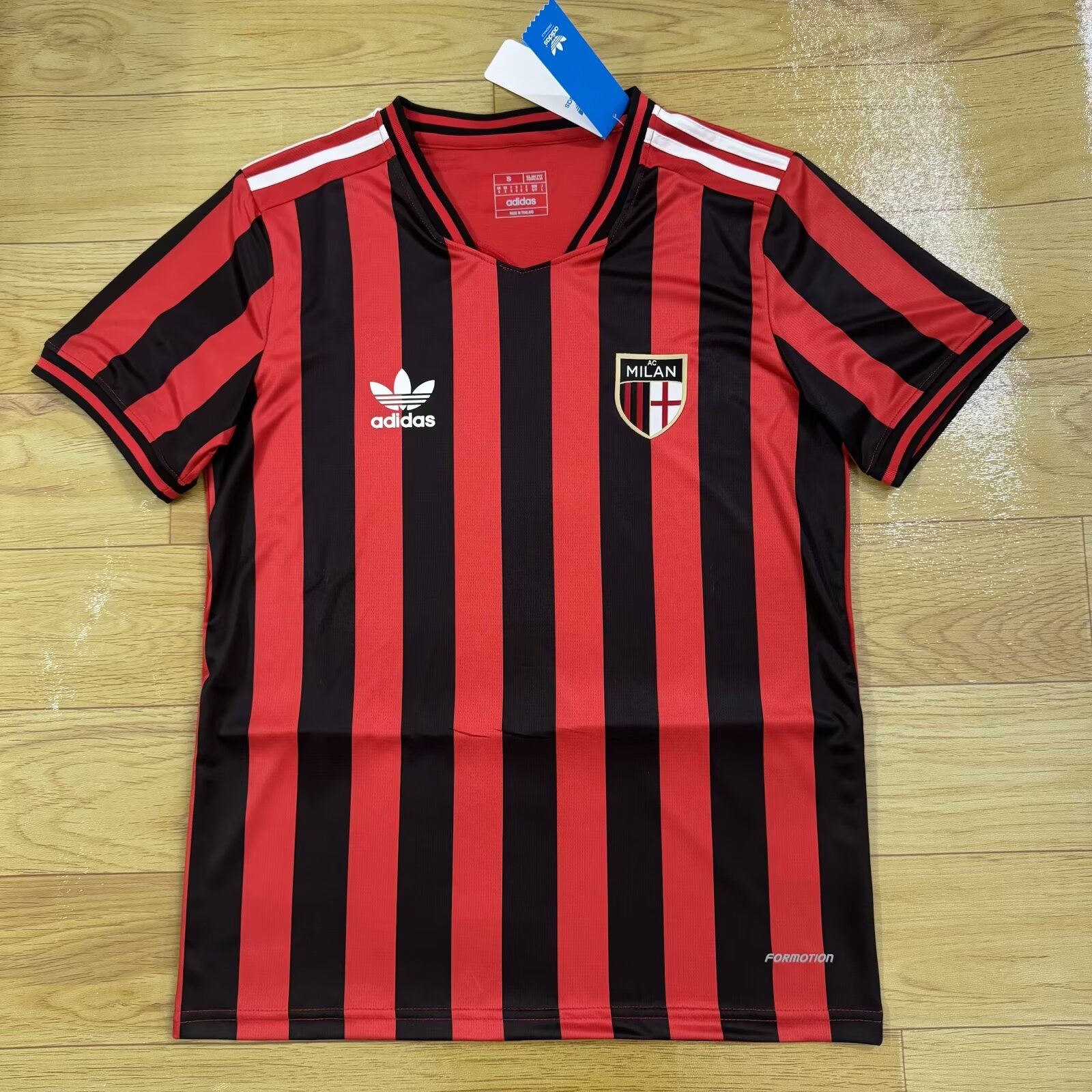 2024/25 Retro Version AC Milan Red & Black Thailand Soccer Jersey AAA-LP/23